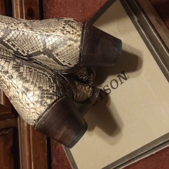 "Stetson" Real Python Snake booties. Size 10. - Picture 6 of 13